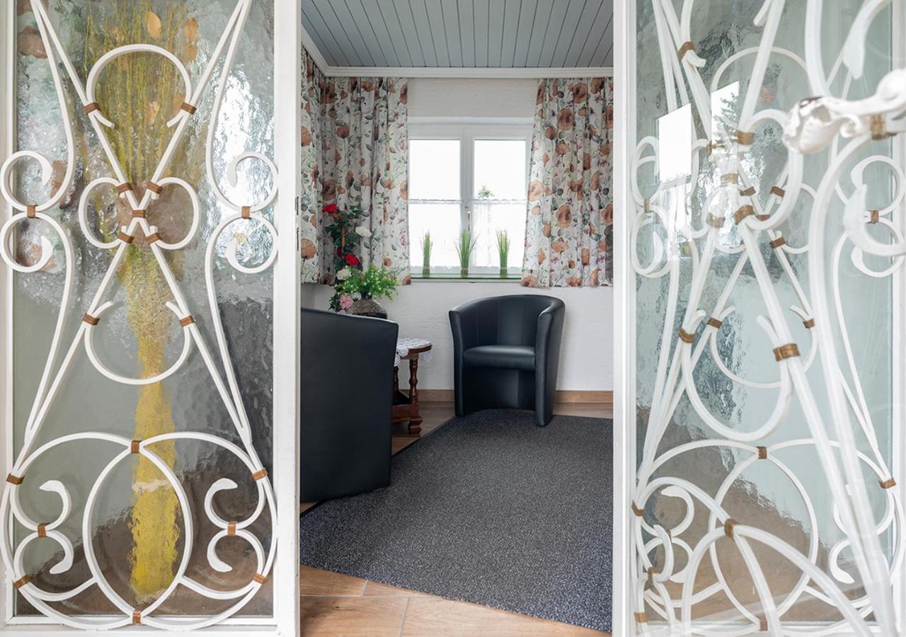 Siri'S Einkehr Hotel Sankt Georgen im Attergau Eksteriør billede